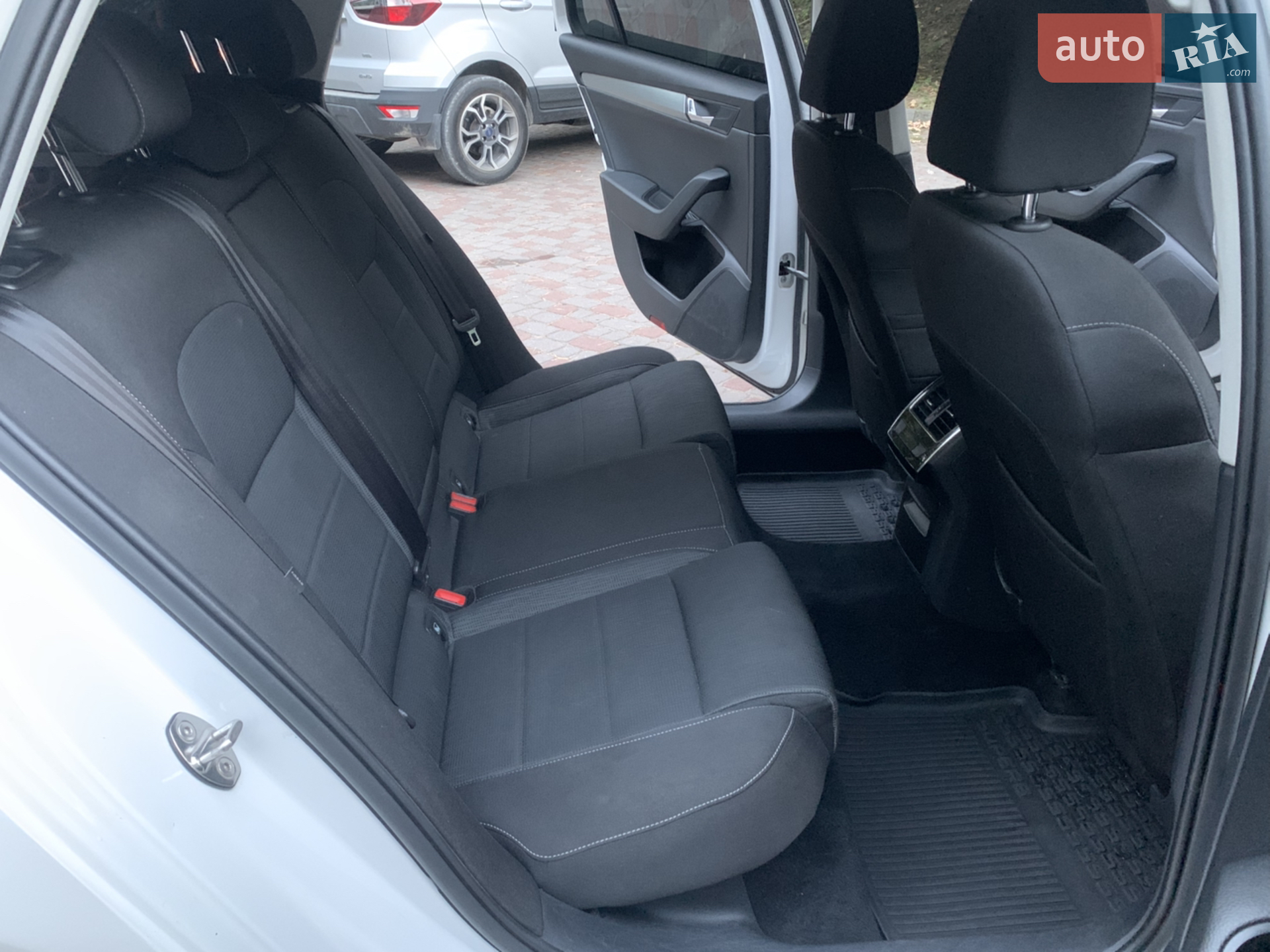 2017 Skoda Superb - мініатюра 36