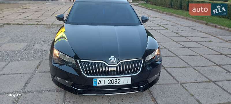 Лифтбек Skoda Superb 2017 в Калуше