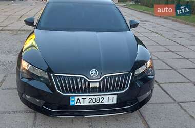 Лифтбек Skoda Superb 2017 в 