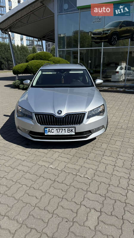 Универсал Skoda Superb 2017 в Луцке