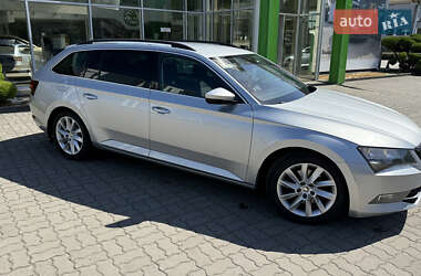 Универсал Skoda Superb 2017 в Луцке