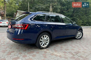 Универсал Skoda Superb 2018 в 