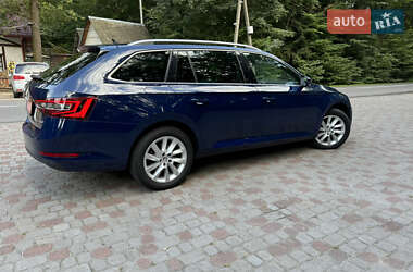 Универсал Skoda Superb 2018 в 