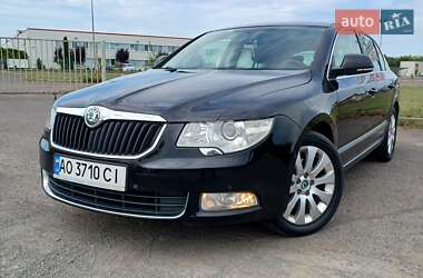 Ліфтбек Skoda Superb 2010 в Ужгороді