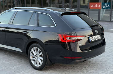 Универсал Skoda Superb 2018 в 