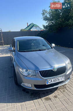 Лифтбек Skoda Superb 2012 в Черкассах