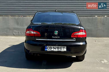 Лифтбек Skoda Superb 2010 в 