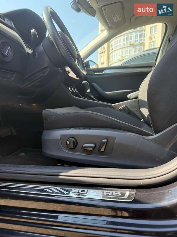 Лифтбек Skoda Superb 2019 в Киеве