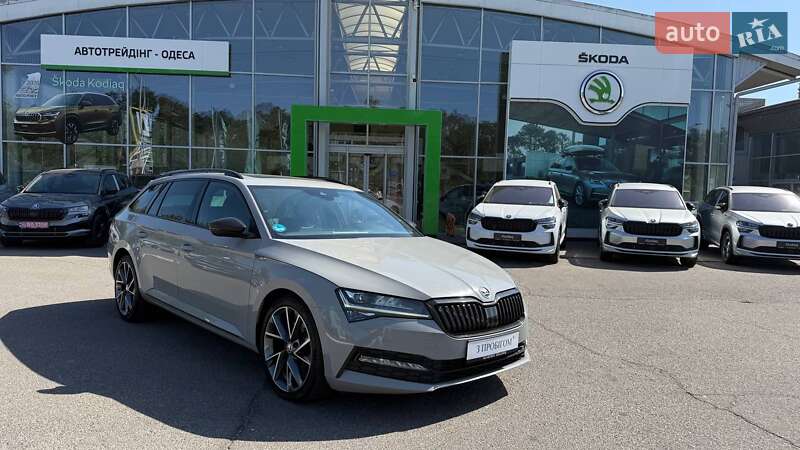 Универсал Skoda Superb 2021 в 