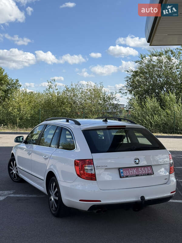 Универсал Skoda Superb 2014 в Днепре