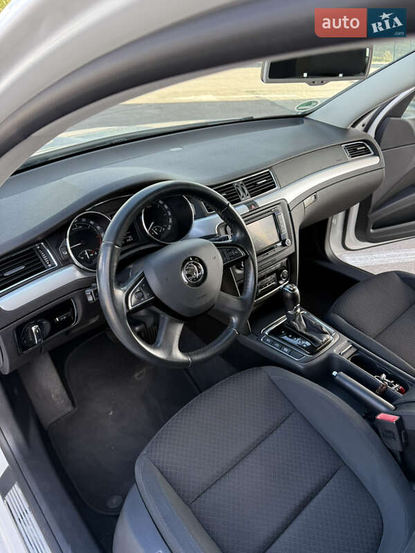 Универсал Skoda Superb 2014 в Днепре