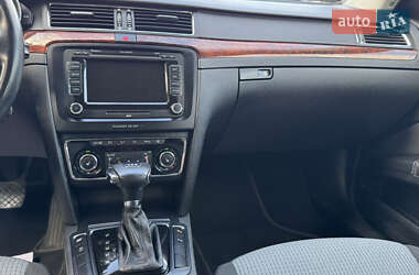 Лифтбек Skoda Superb 2010 в 
