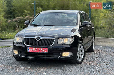 Лифтбек Skoda Superb 2010 в 