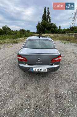 Лифтбек Skoda Superb 2009 в 