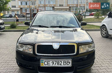 Лифтбек Skoda Superb 2005 в 