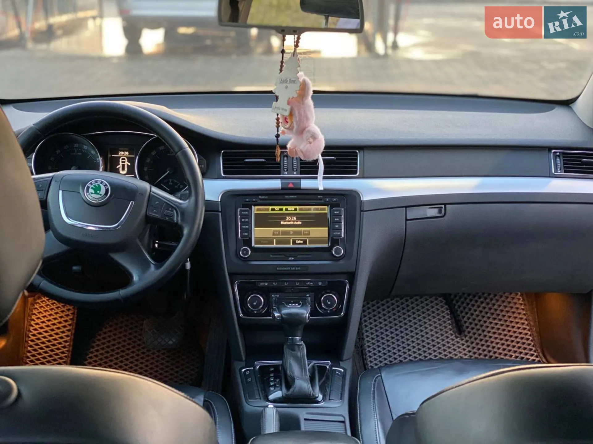 2010 Skoda Superb - мініатюра 3