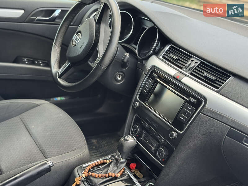 Лифтбек Skoda Superb 2014 в Кривом Озере