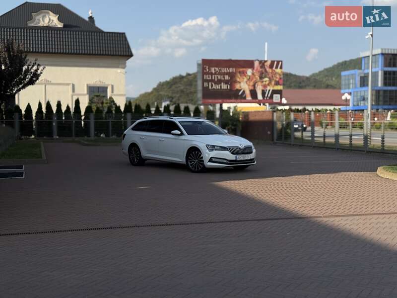 Универсал Skoda Superb 2020 в Мукачево