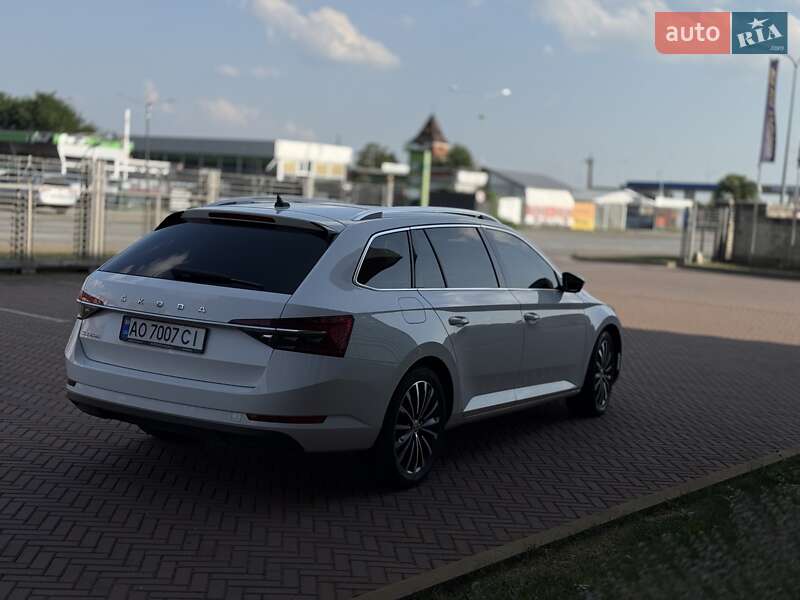 Универсал Skoda Superb 2020 в Мукачево