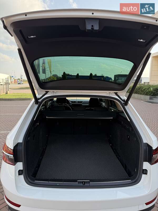 Универсал Skoda Superb 2020 в Мукачево