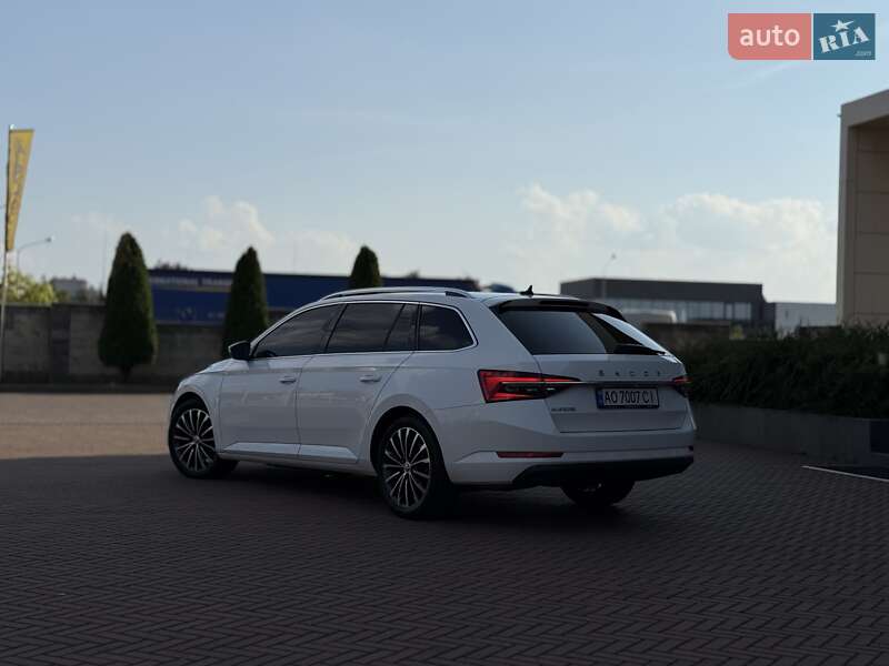 Универсал Skoda Superb 2020 в Мукачево