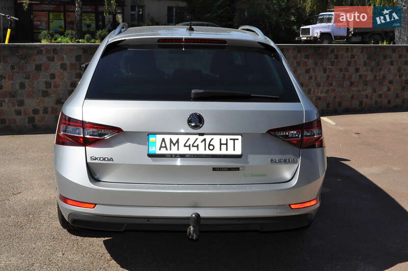 Универсал Skoda Superb 2017 в Житомире