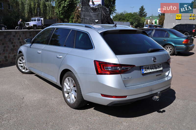 Универсал Skoda Superb 2017 в Житомире