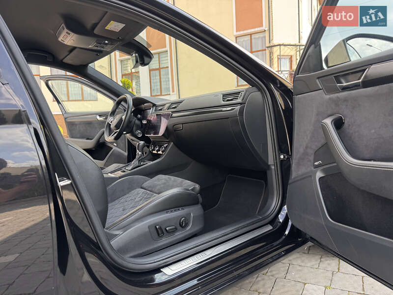 Универсал Skoda Superb 2020 в Дрогобыче