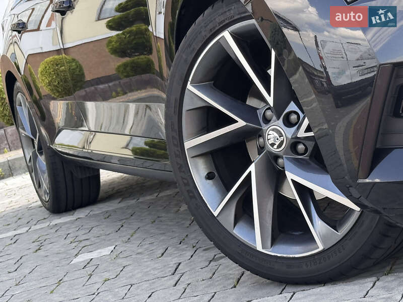 Универсал Skoda Superb 2020 в Дрогобыче