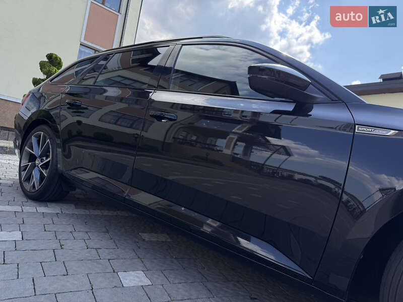 Универсал Skoda Superb 2020 в Дрогобыче