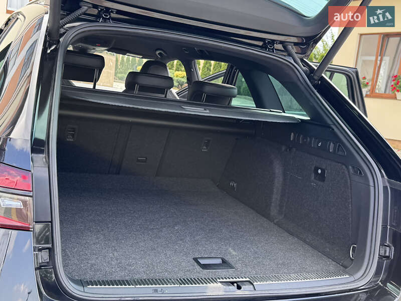 Универсал Skoda Superb 2020 в Дрогобыче