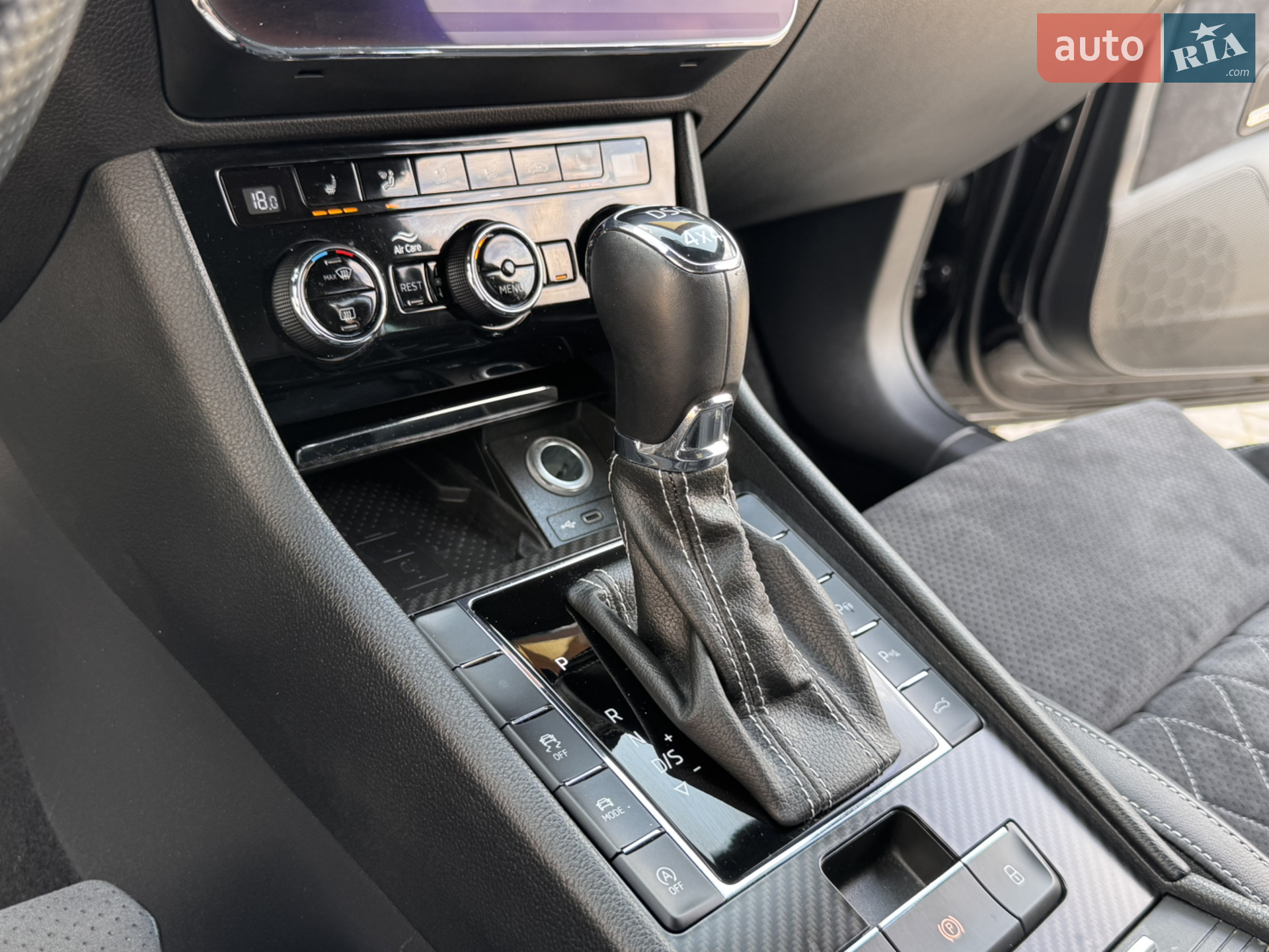 2020 Skoda Superb - мініатюра 75