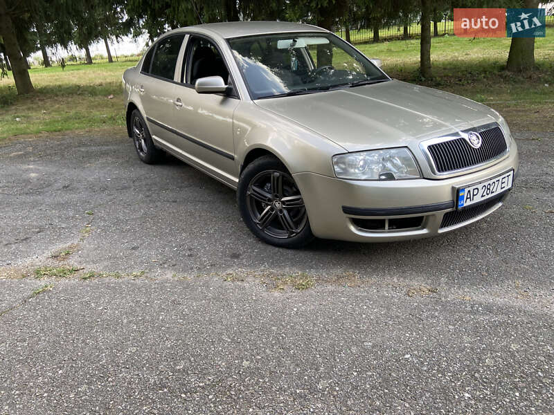 Ліфтбек Skoda Superb 2005 в Львові фото 3 Ліфтбек Skoda Superb 2005 в Львові