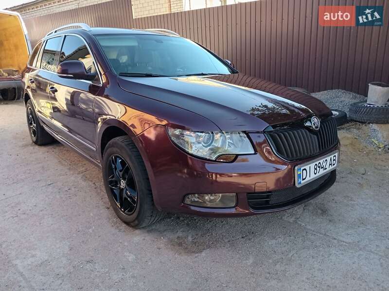 Универсал Skoda Superb 2010 в Первомайске