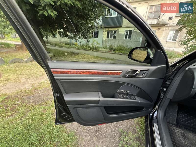 Лифтбек Skoda Superb 2013 в Синельниково