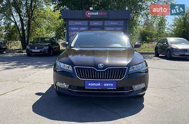Лифтбек Skoda Superb 2018 в 