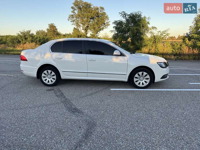 Лифтбек Skoda Superb 2015 в Полтаве