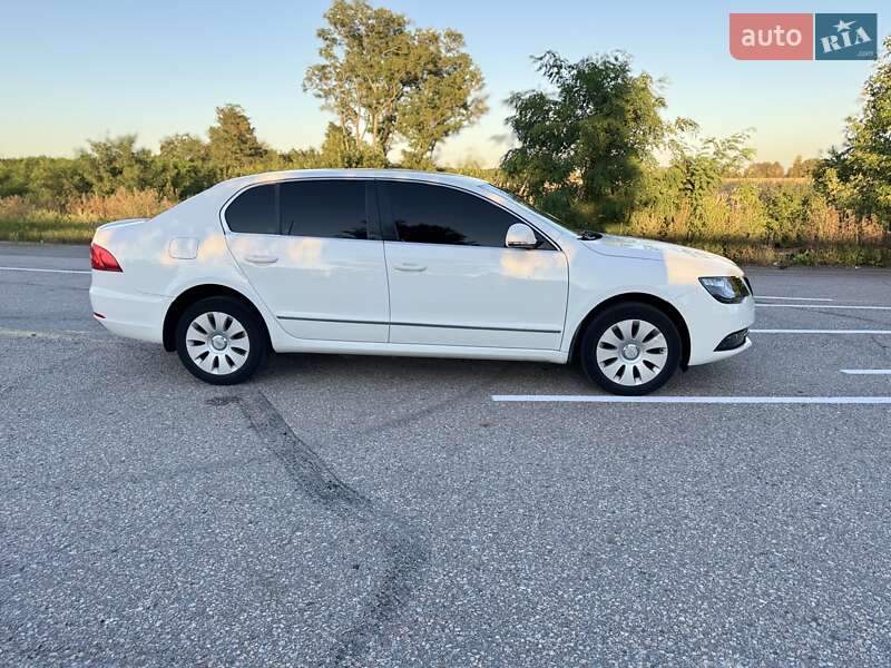 Лифтбек Skoda Superb 2015 в Полтаве