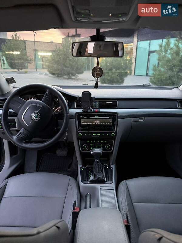 Лифтбек Skoda Superb 2008 в Хмельницком