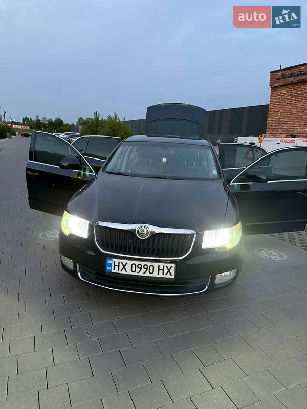 Лифтбек Skoda Superb 2008 в Хмельницком