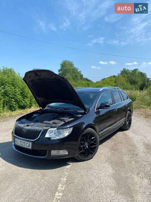 Универсал Skoda Superb 2012 в Тернополе