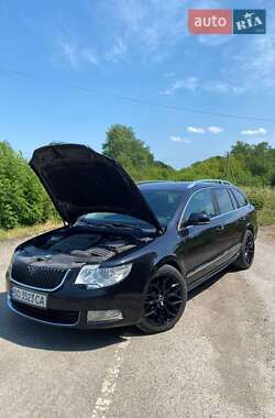 Универсал Skoda Superb 2012 в 