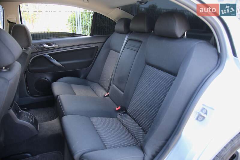 Лифтбек Skoda Superb 2007 в Харькове