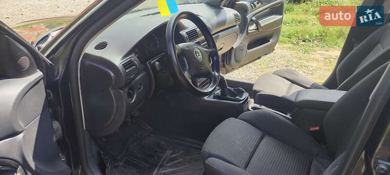 Лифтбек Skoda Superb 2002 в Ужгороде фото 5 Лифтбек Skoda Superb 2002 в Ужгороде