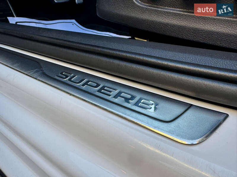 Універсал Skoda Superb 2020 в Хмельницькому