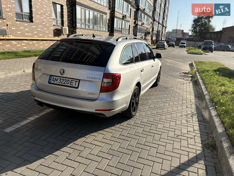 Универсал Skoda Superb 2014 в Житомире