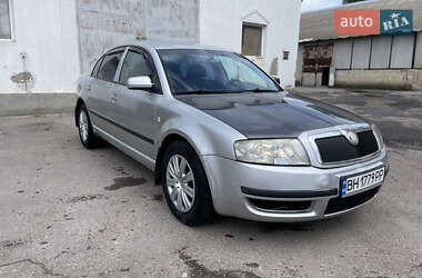 Лифтбек Skoda Superb 2005 в 