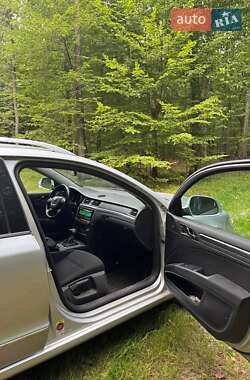 Универсал Skoda Superb 2010 в 