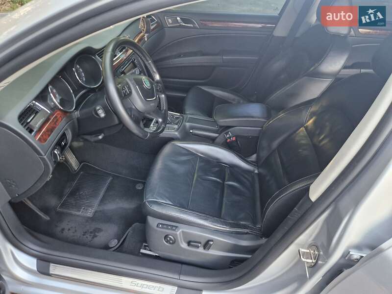 Универсал Skoda Superb 2010 в Львове фото 19 Универсал Skoda Superb 2010 в Львове