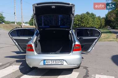 Лифтбек Skoda Superb 2012 в 
